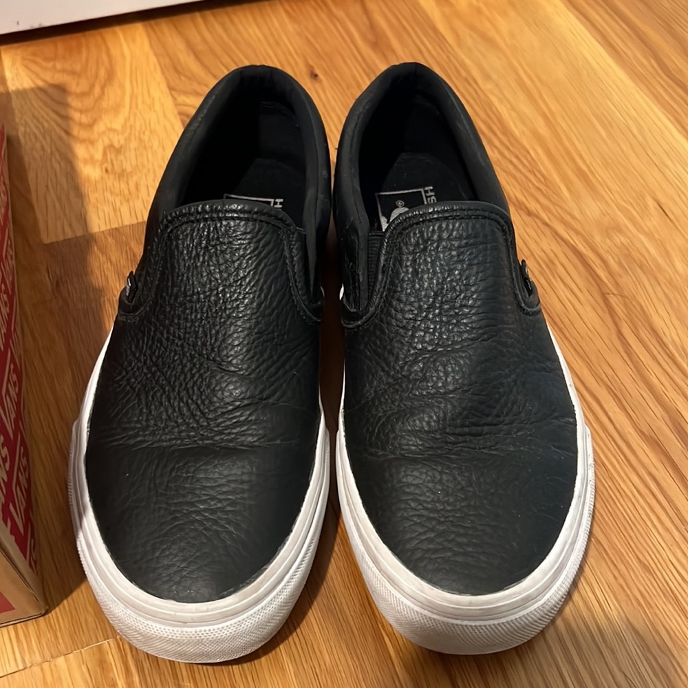 Vans classic slip on sneakers - Picture 2 of 5